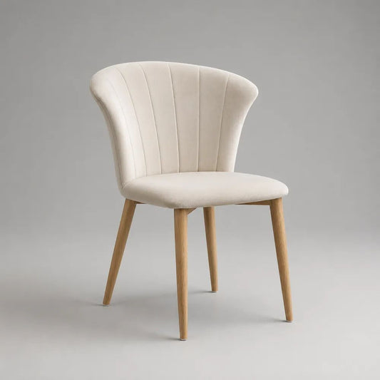 Gepolsterter Esszimmerstuhl aus Holz mit Samtbezug, fächerförmiger Rückenlehne, Beige/Natur, 57 × 58 × 83 cm
